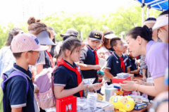 推进党建品牌“三立方”扶植